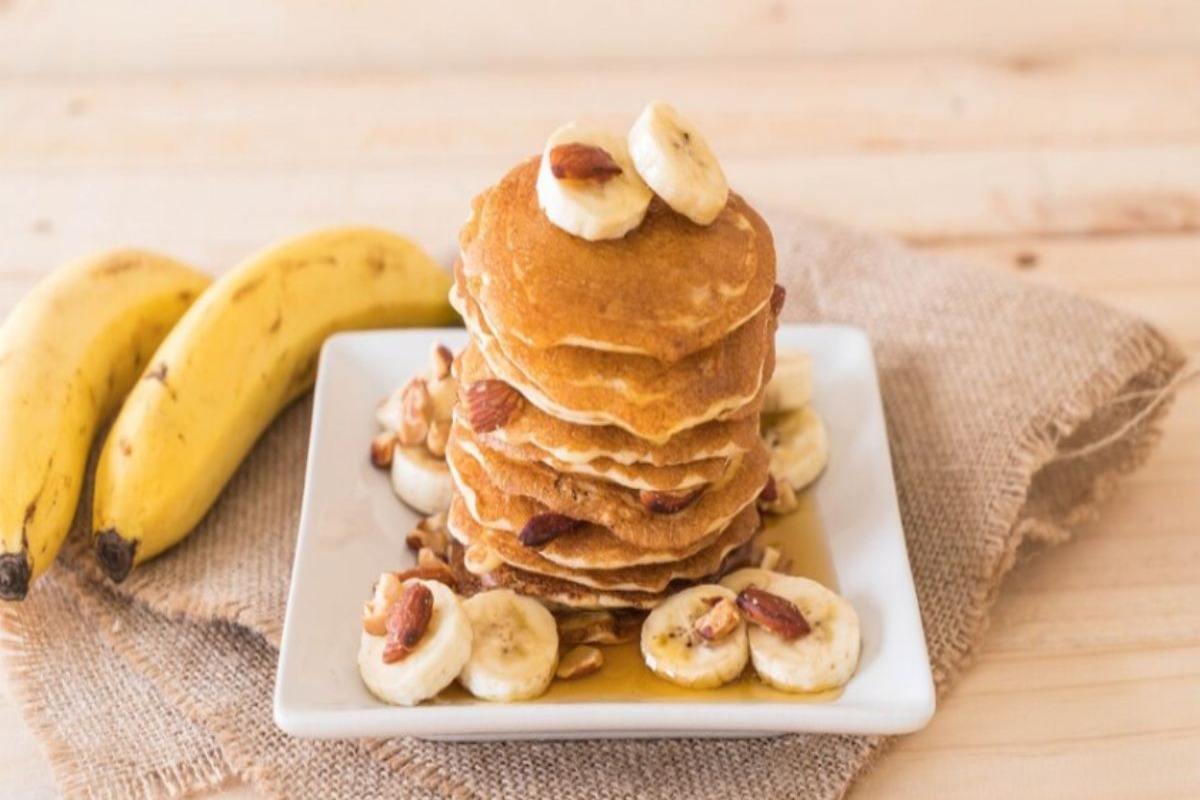 Mushy Banana Oat Pancakes